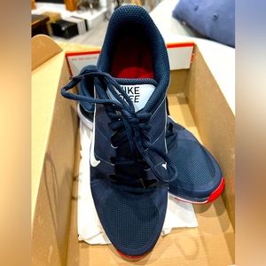 NIKE FREE TRAINER 5.0